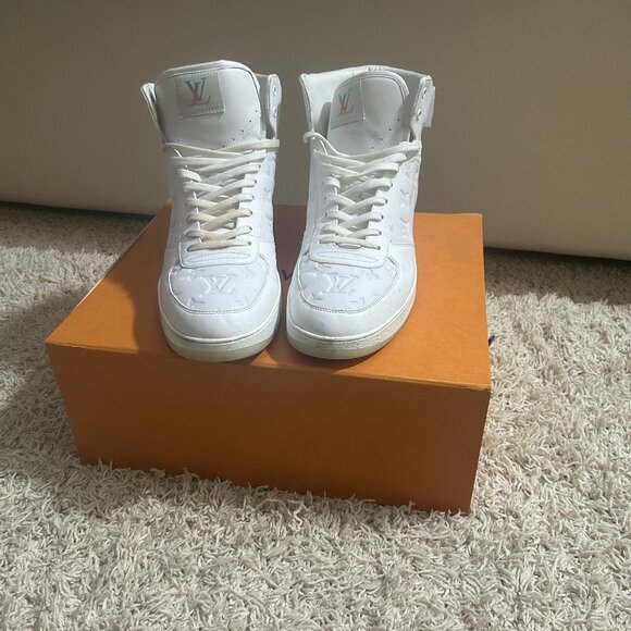 Louis Vuitton Luxembourg High Top Sneakers - Size MS 1200 - Picture 1 of 8